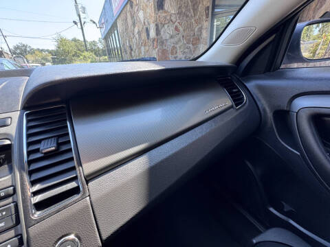 2011 Ford Taurus SEL