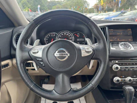 2014 Nissan Maxima