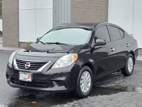 2013 Nissan Versa 1.6 SV