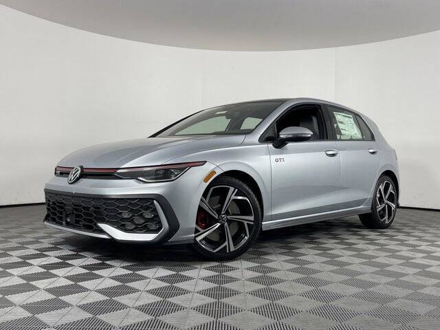 2025 Volkswagen Golf GTI SE