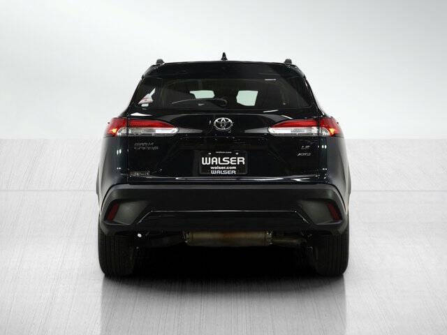 2025 Toyota Corolla Cross LE