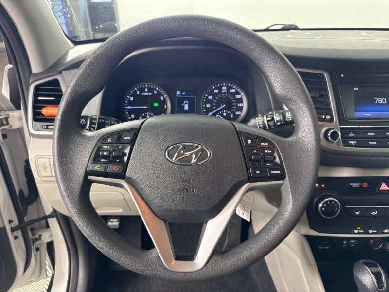 2017 Hyundai Tucson SE