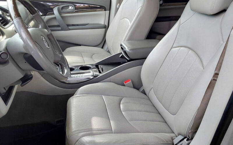 2017 Buick Enclave Leather
