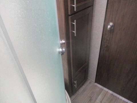 2018 Forest River Cherokee Grey Wolf limited 23M