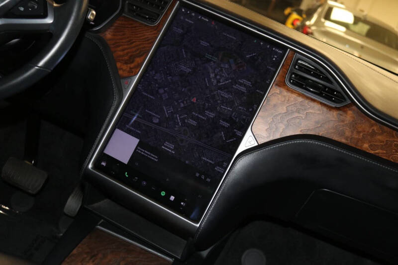 2020 Tesla Model X Long Range