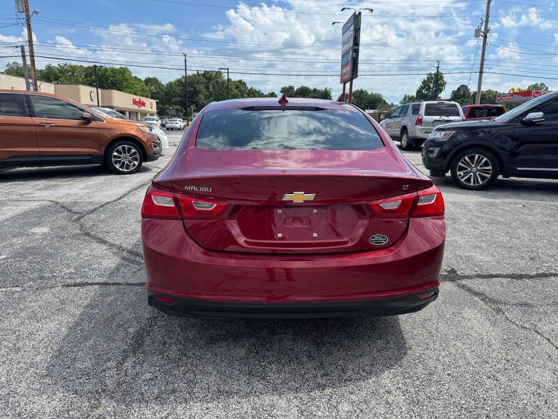 2017 Chevrolet Malibu LT