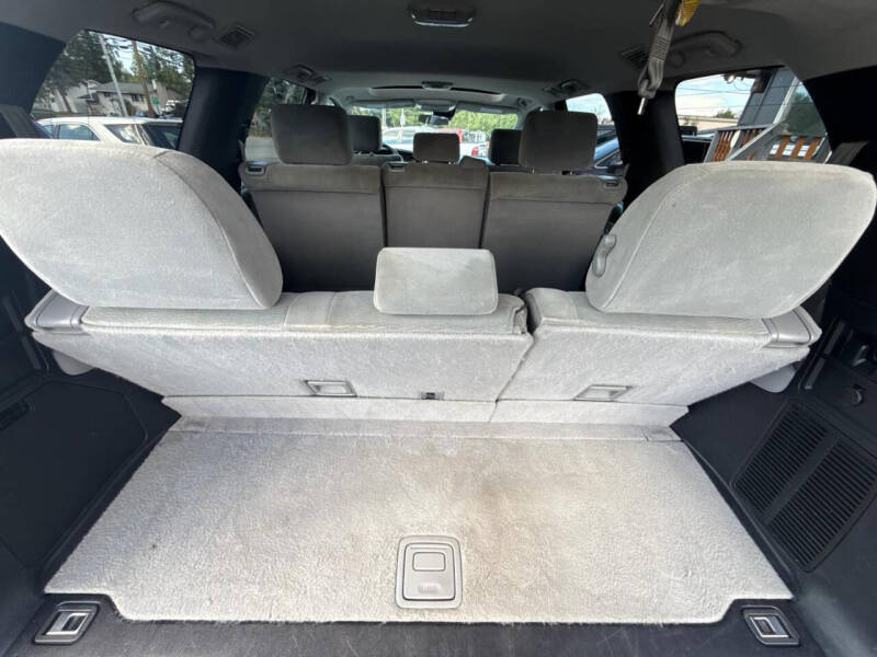 2019 Toyota Sequoia SR5