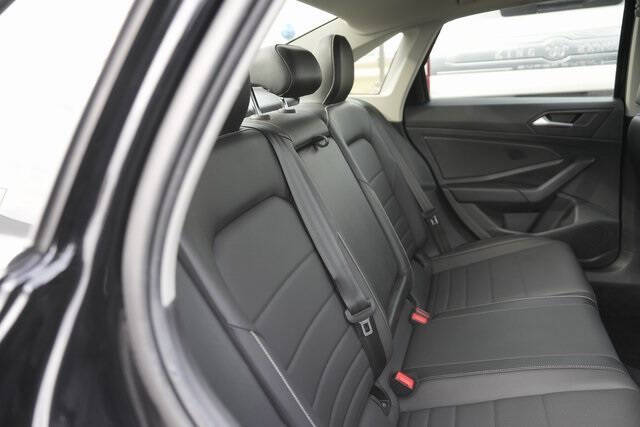 2023 Volkswagen Jetta SE