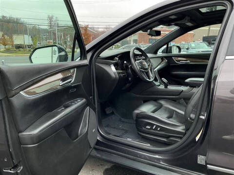 2017 Cadillac XT5 Platinum