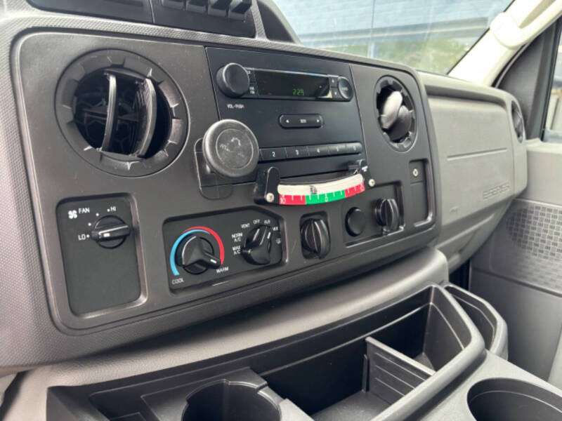 2017 Ford E350 Bucket Van