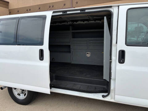 2017 Chevrolet Express 2500
