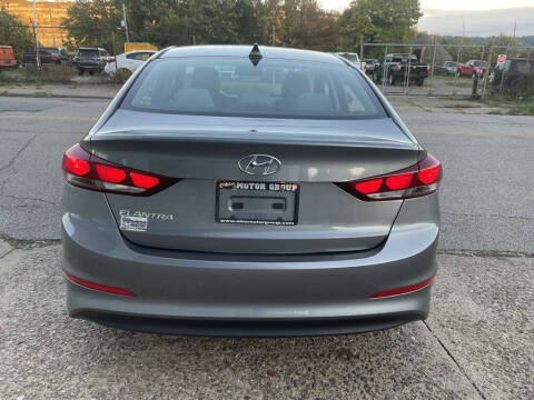 2018 Hyundai Elantra