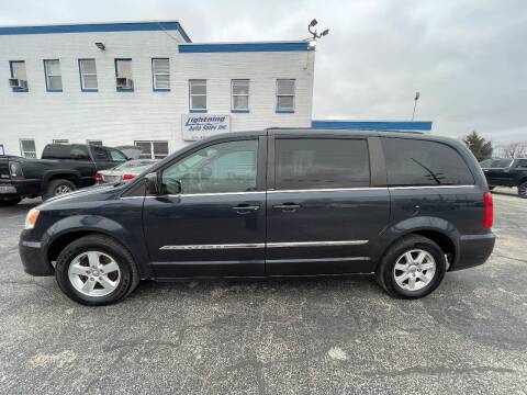 2013 Chrysler Town and Country for sale at Lightning Auto Sales in Springfield IL