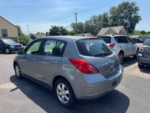2012 Nissan Versa 1.8 S