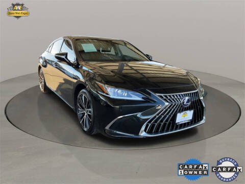 2022 Lexus ES 300h