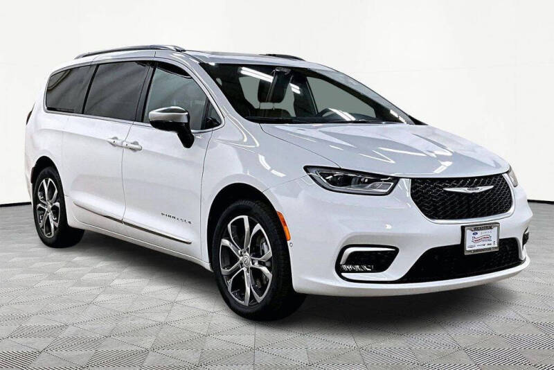 2026 Chrysler Pacifica Pinnacle