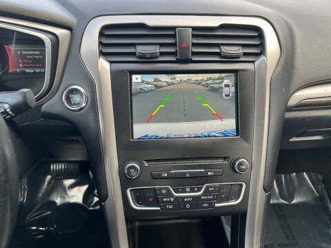 2018 Ford Fusion Hybrid SE