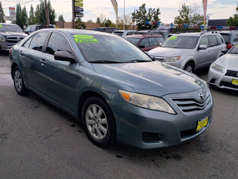 2010 Toyota Camry LE