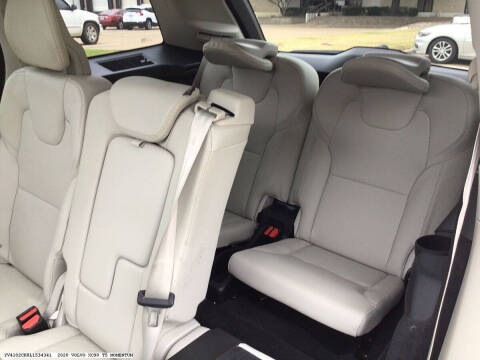 2020 Volvo XC90 T5 Momentum