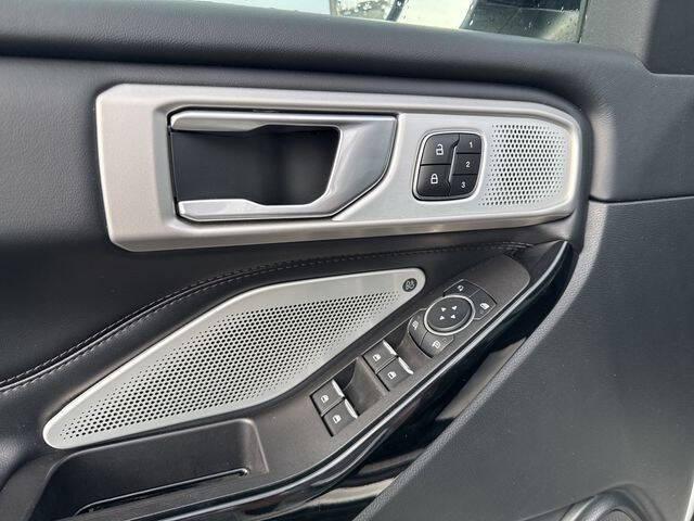 2023 Ford Explorer Platinum