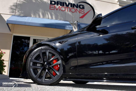 2023 Tesla Model S Plaid