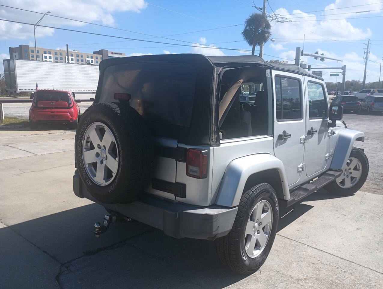 2007 Jeep Wrangler Unlimited for sale at Auto Outlet Of Manatee in Palmetto, FL