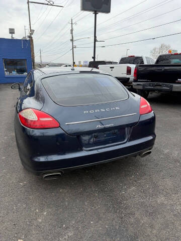 2011 Porsche Panamera