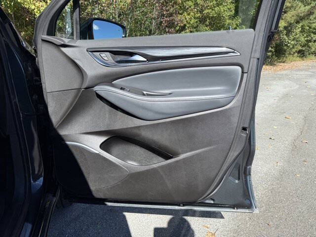 2021 Buick Enclave Essence