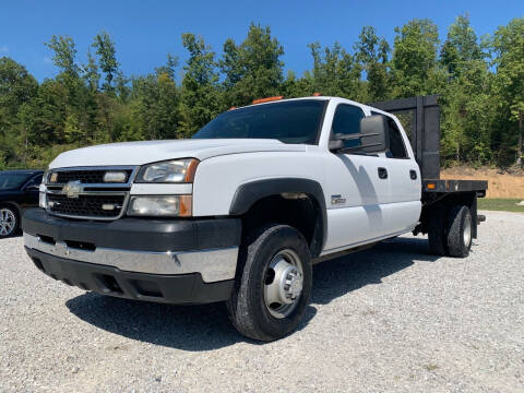 Chevrolet Silverado 3500 CC Classic For Sale in Oneida, TN - 27 AUTO INC.