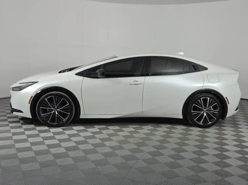 2023 Toyota Prius XLE