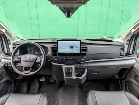 2022 Ford E-Transit 350