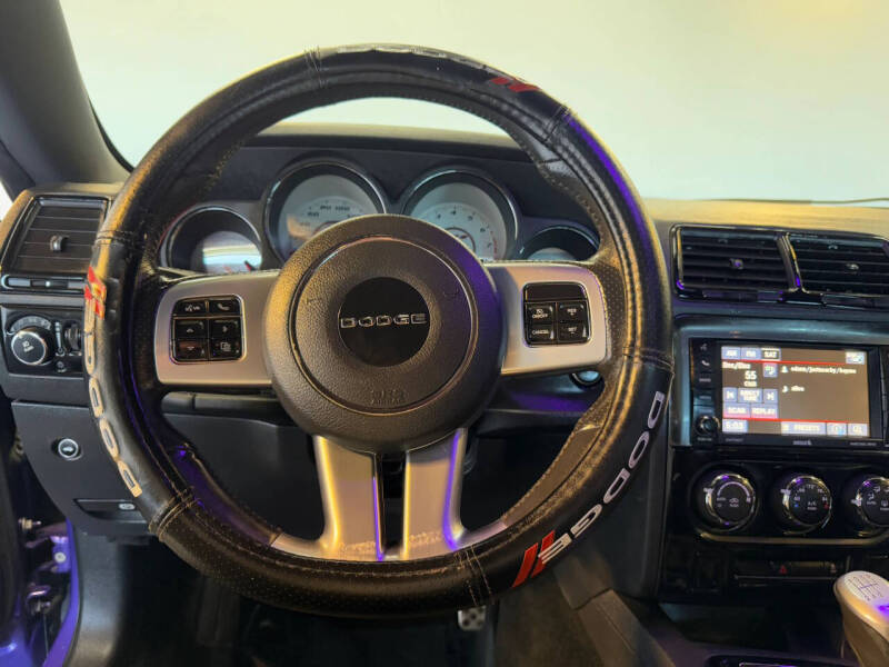 2014 Dodge Challenger SRT8 Core