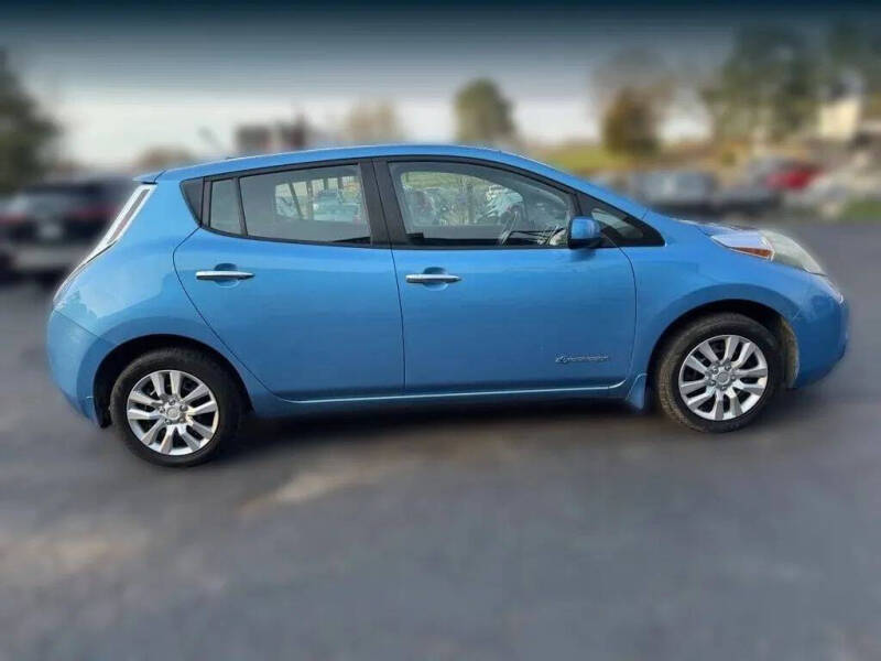 2014 Nissan LEAF S