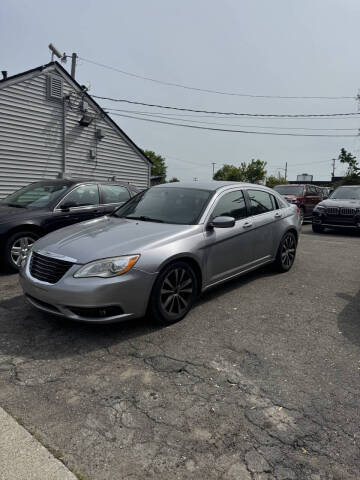 2013 Chrysler 200 Limited