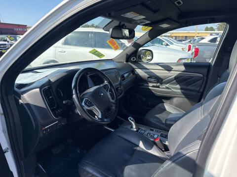 2019 Mitsubishi Outlander PHEV GT