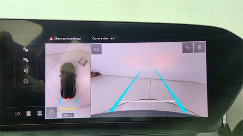 2025 Audi Q6 e-tron quattro Premium Plus