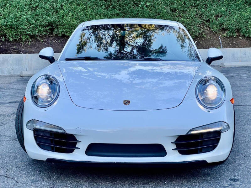 2013 Porsche 911 Carrera