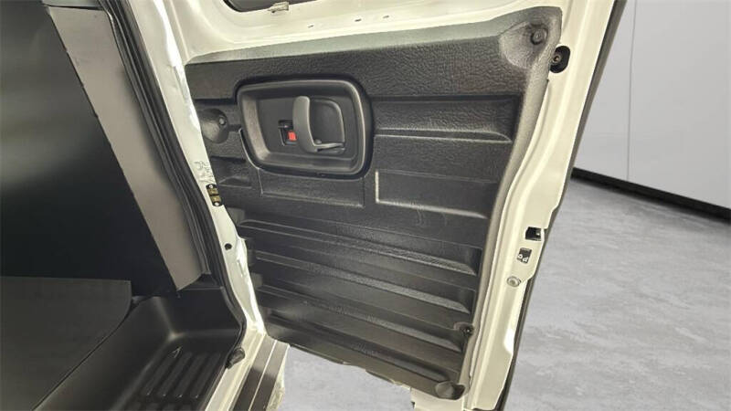 2024 Chevrolet Express 2500