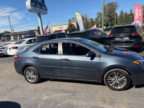2015 Toyota Corolla LE Plus