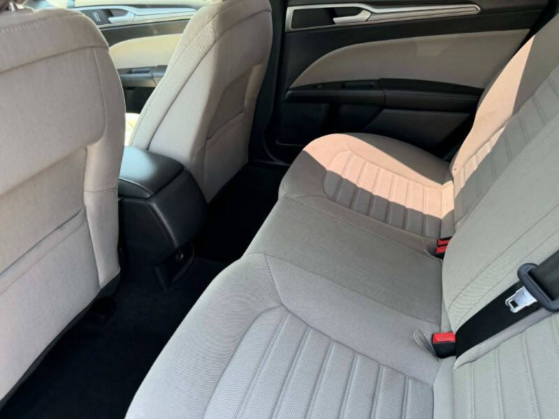 2019 Ford Fusion S