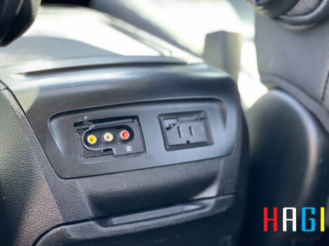 2017 Toyota Sienna SE 8-Passenger