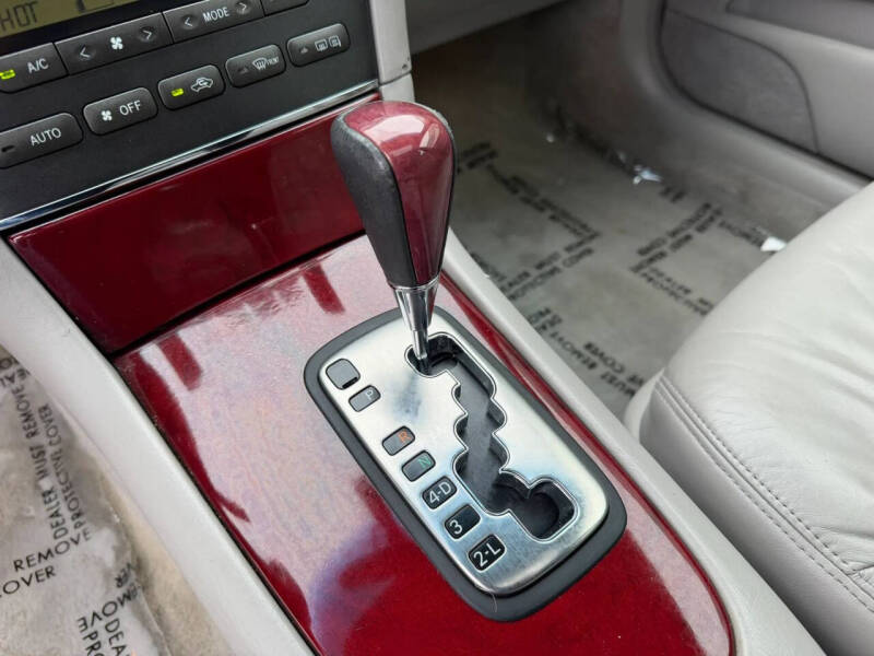 2004 Lexus ES 330