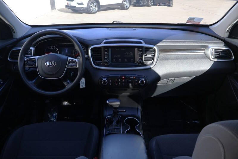 2020 Kia Sorento LX V6
