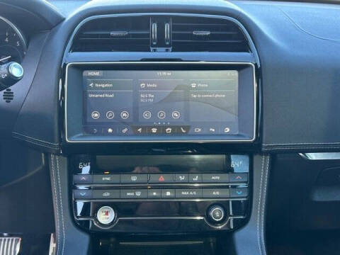 2019 Jaguar F-PACE S