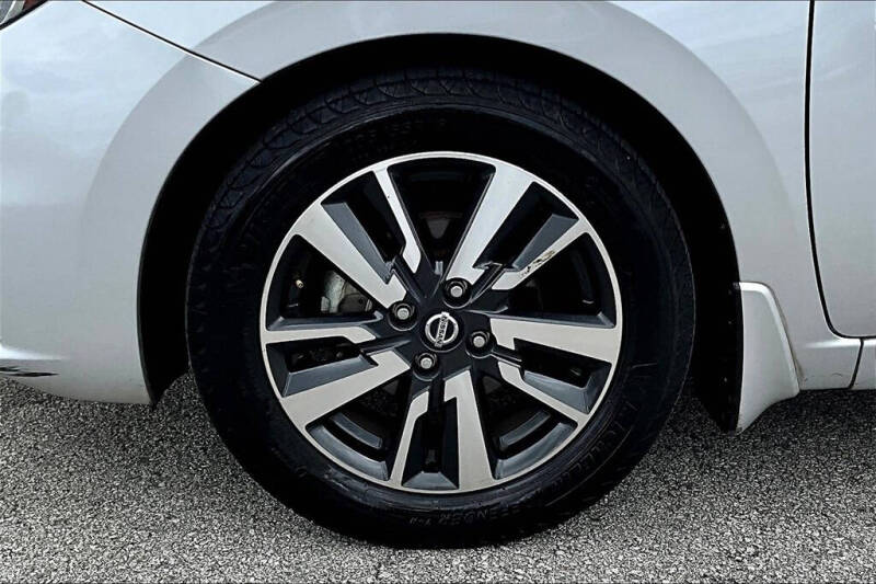 2022 Nissan Versa SV