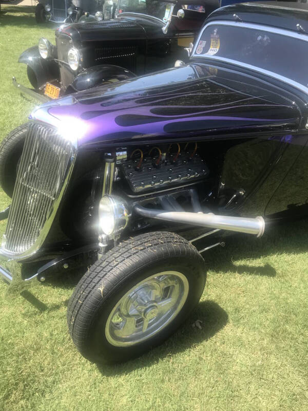 1934 Ford 2 Door Coupe