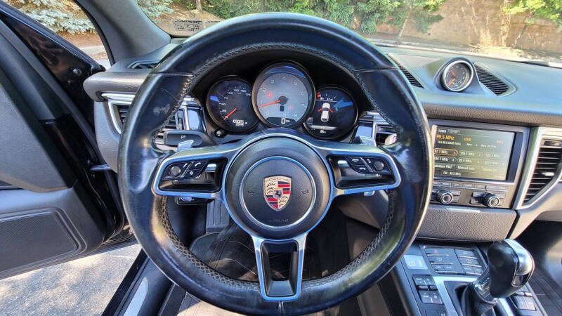 2015 Porsche Macan S
