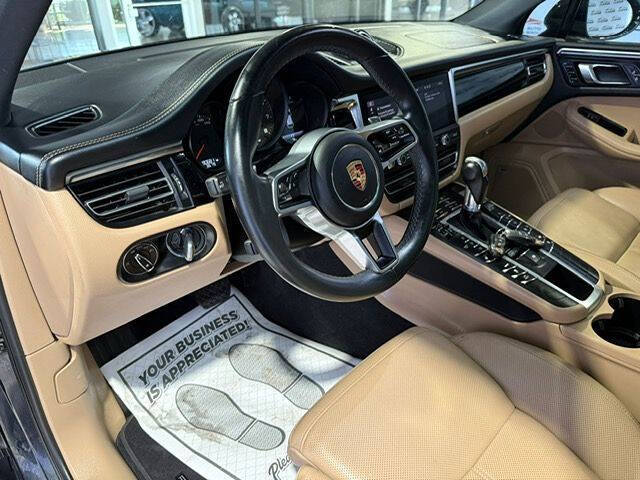 2020 Porsche Macan