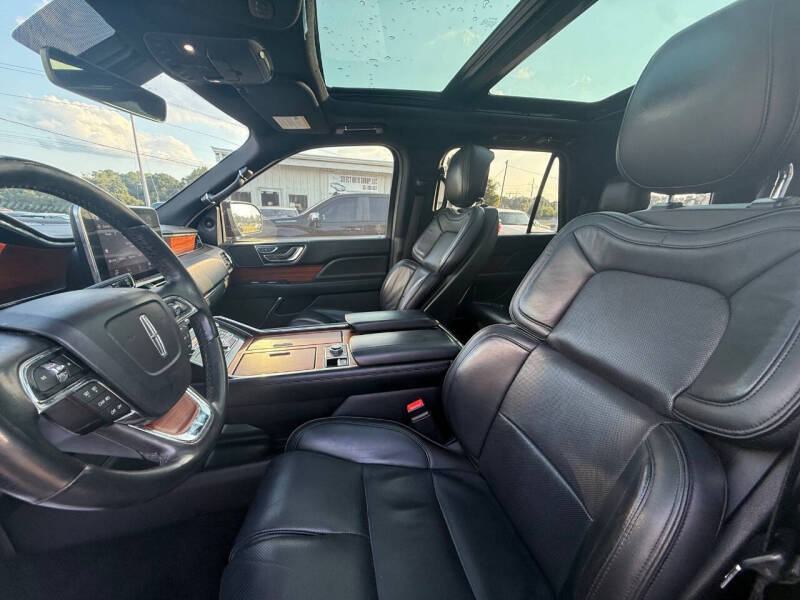 2018 Lincoln Navigator Select