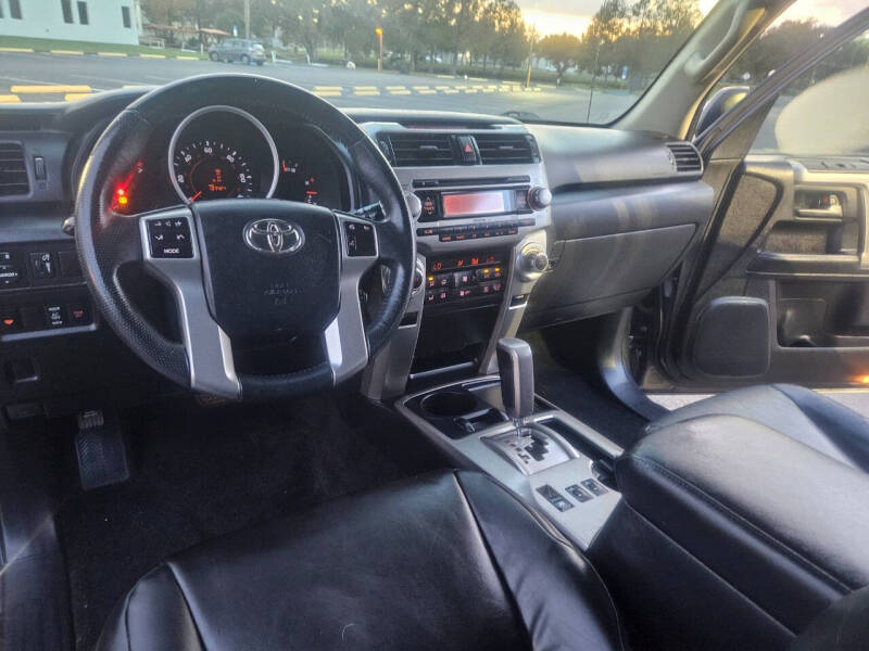 2011 Toyota 4Runner Limited photo 44